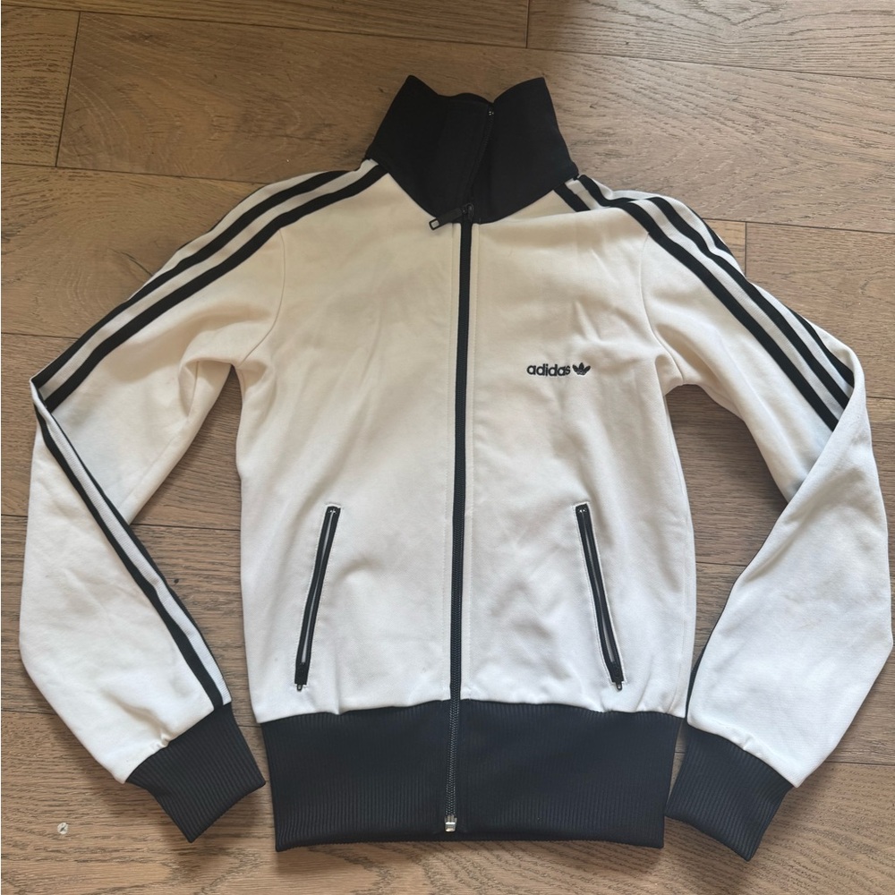 Vintage Adidas Black and White Zip-Up Jacket